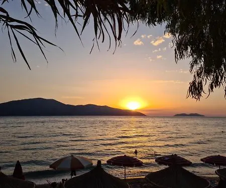 Luxury 1br Studio, 150m To Beach, 750m To Lungomare Appartamento *